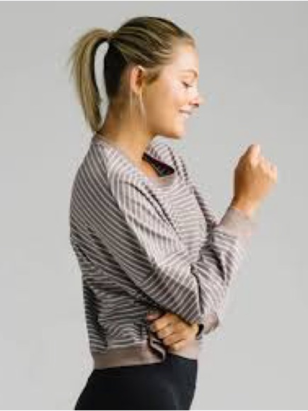 Zyia Women Pullover Top Long Sleeve Crop Drop Shoulder